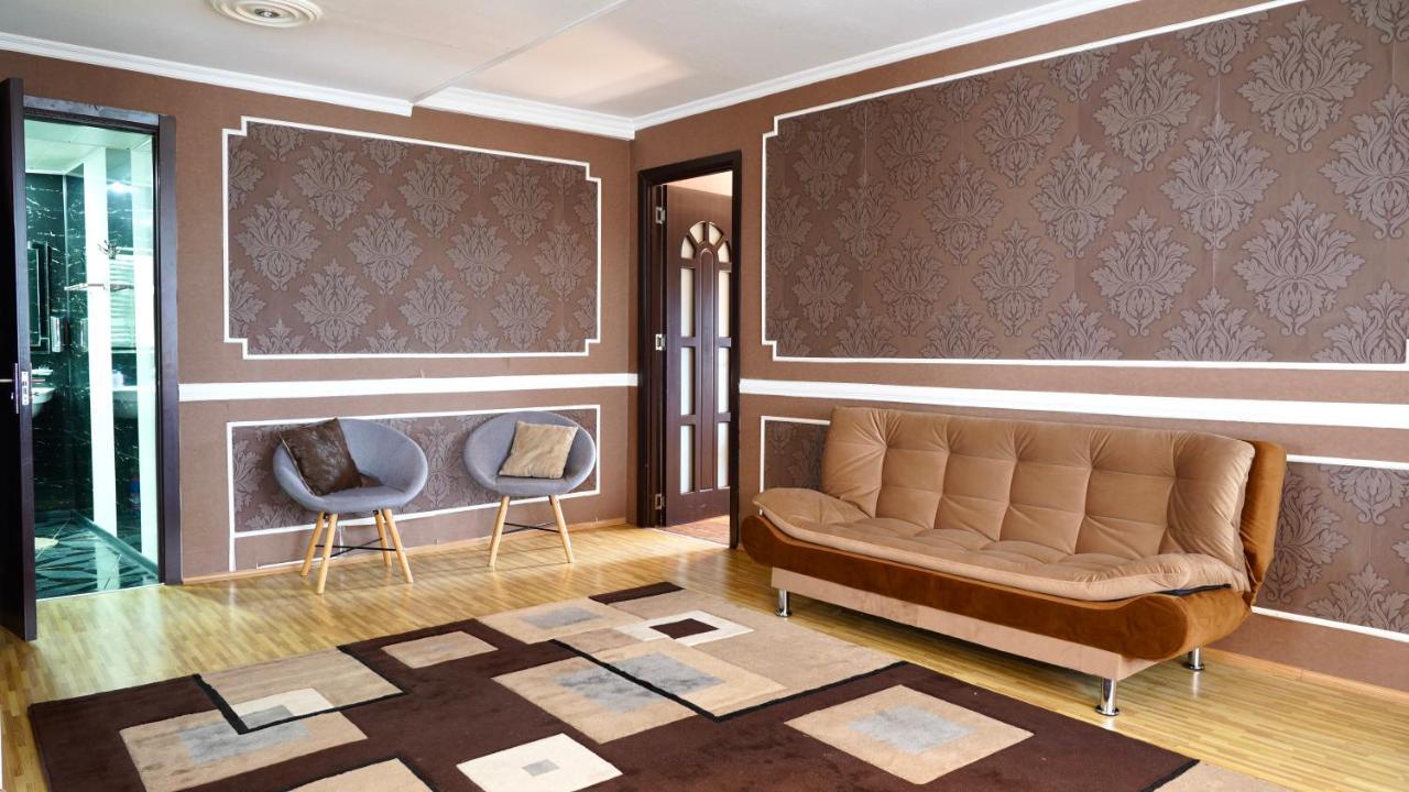 Apartment Shafi 8 Tbilisi Bagian luar foto