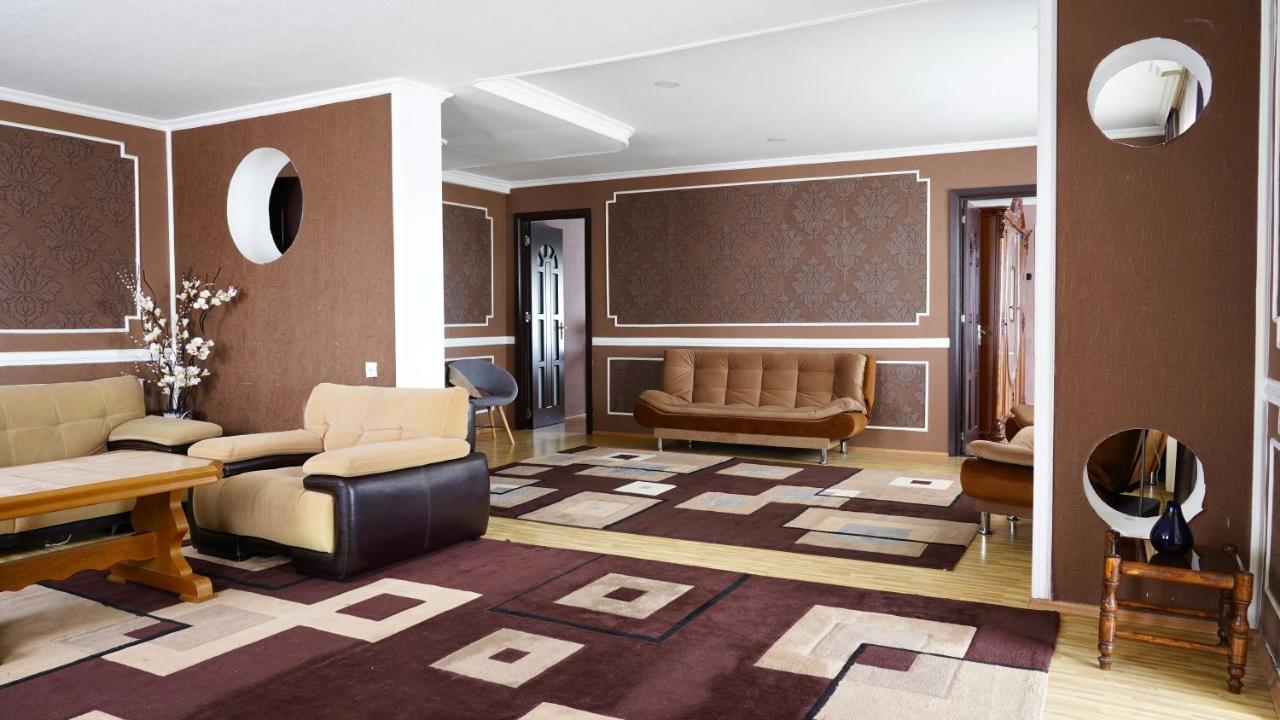 Apartment Shafi 8 Tbilisi Bagian luar foto