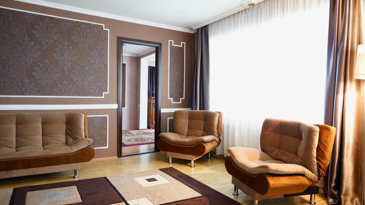 Apartment Shafi 8 Tbilisi Bagian luar foto