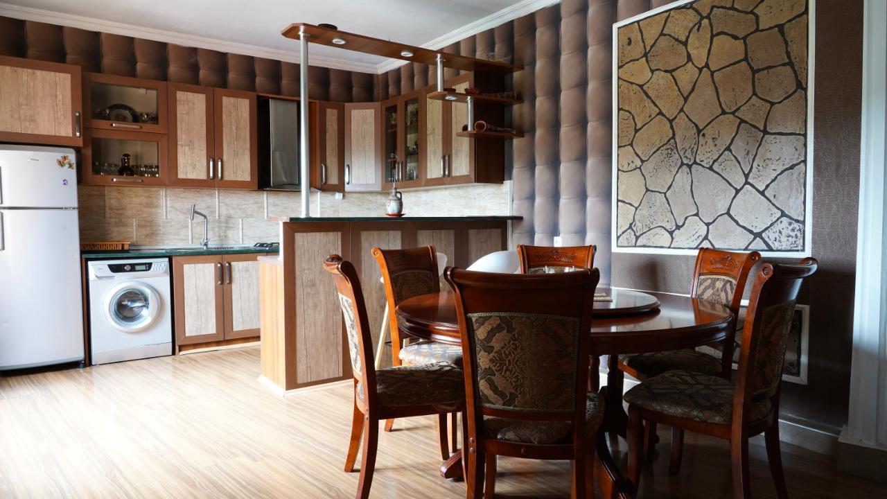 Apartment Shafi 8 Tbilisi Bagian luar foto