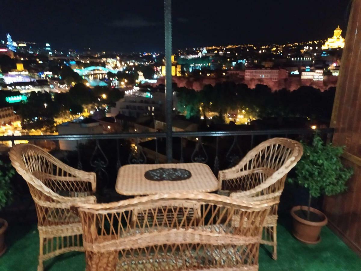 Apartment Shafi 8 Tbilisi Bagian luar foto